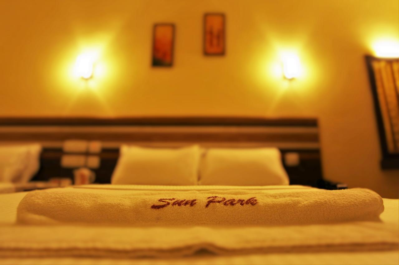 Hotel Sun Park Канниякумари Экстерьер фото